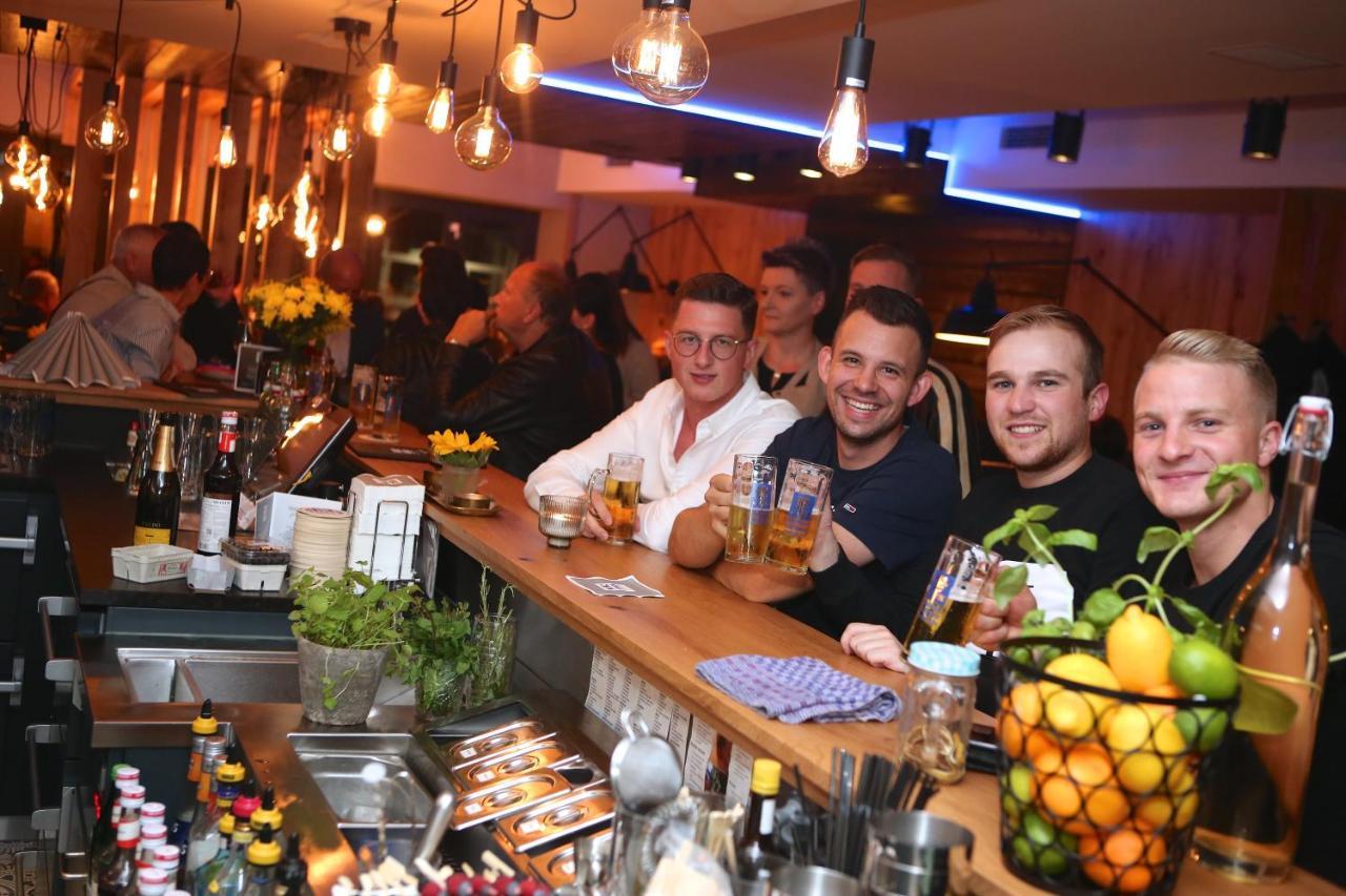 Hotel & Restaurant Herzstueck ヴァルトキルヒェン エクステリア 写真